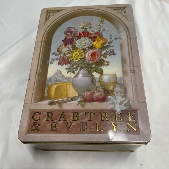 Crabtree & Evelyn Elegant Pink and Gold Tin Flowers‎ Cheese Wine VTG 1985 - Picture 1 of 7